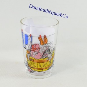 Obelix mustard glass in his...